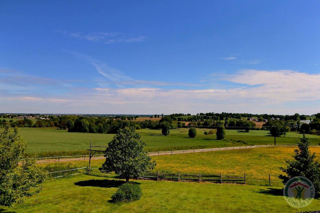 Les Bouyeres Bed & Breakfast Saint-Malon-sur-Mel Exterior photo