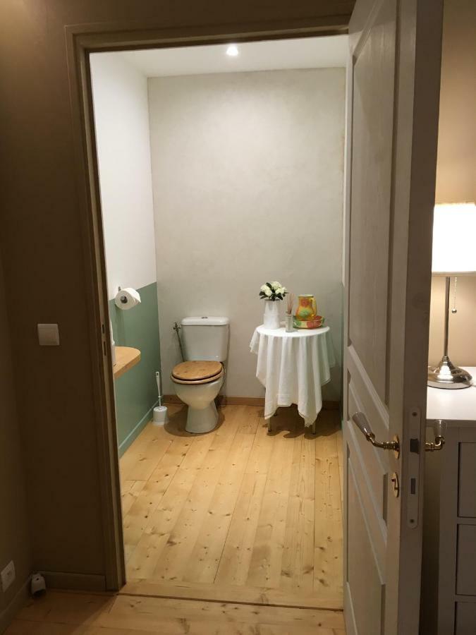 Les Bouyeres Bed & Breakfast Saint-Malon-sur-Mel Exterior photo